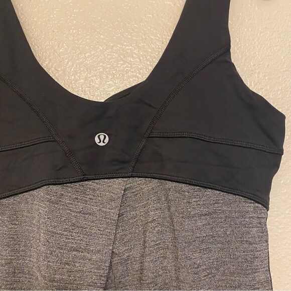 Lululemon run Tame Me Cinch Bungee Toggle Black Iris gray Tank Top size 8 - Picture 5 of 10